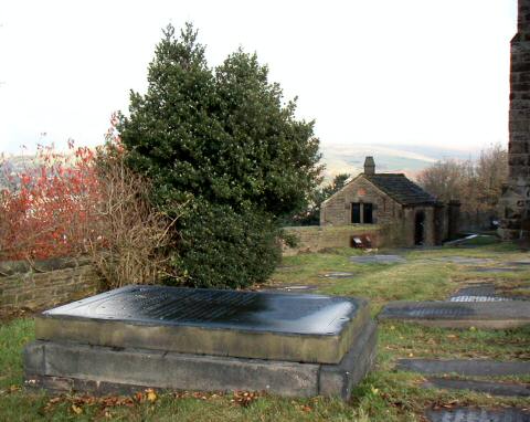 Thomas Dearnaley's Grave, Mottram-in-Longdendale, Cheshire.