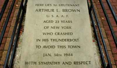 Memorial to Arthur L Brown, Nantwich, Cheshire.
